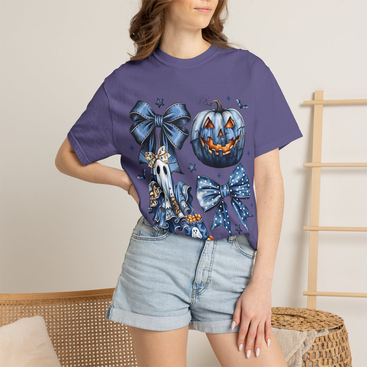 Halloween Blue Pumpkin & Ghost Graphic T-Shirt — Cute Spooky Bow Design