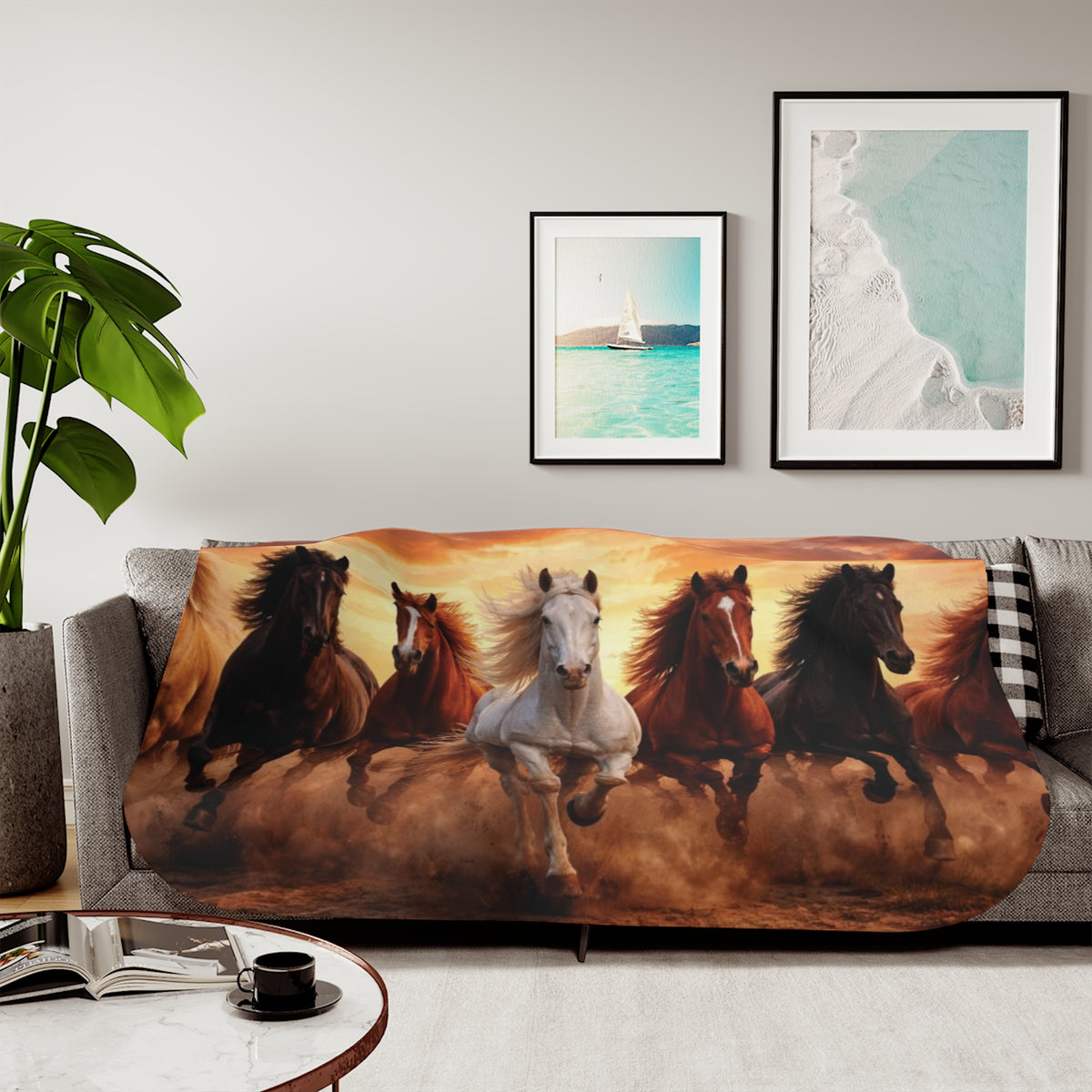 Running Horses Sherpa Blanket — Cozy Wild Horse Fleece Throw