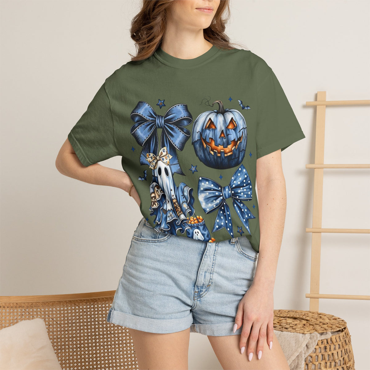 Halloween Blue Pumpkin & Ghost Graphic T-Shirt — Cute Spooky Bow Design